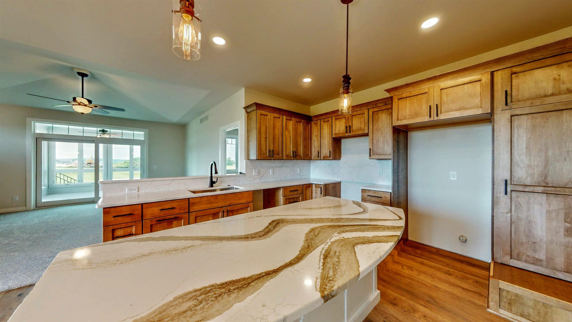 728 E Reinel Street, Jefferson, WI 53549-2085
