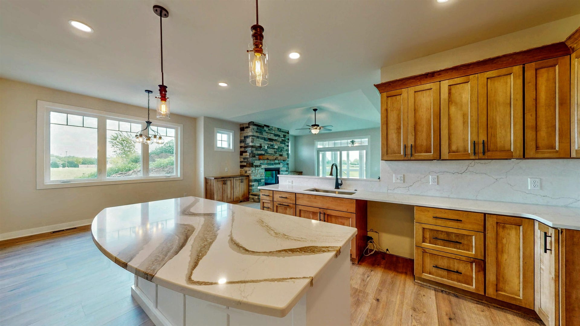 728 E Reinel Street, Jefferson, WI 53549-2085