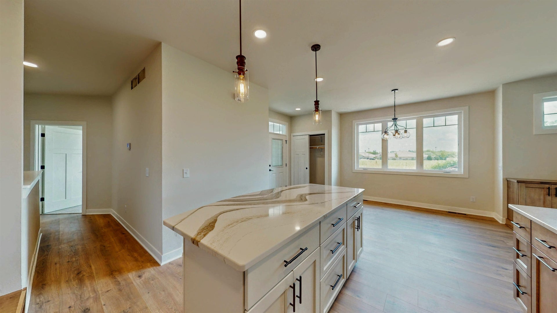728 E Reinel Street, Jefferson, WI 53549-2085