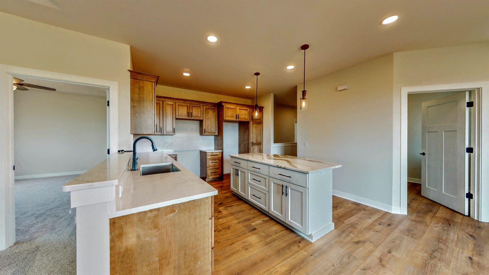 728 E Reinel Street, Jefferson, WI 53549-2085