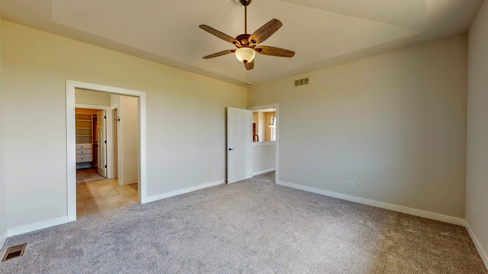 728 E Reinel Street, Jefferson, WI 53549-2085