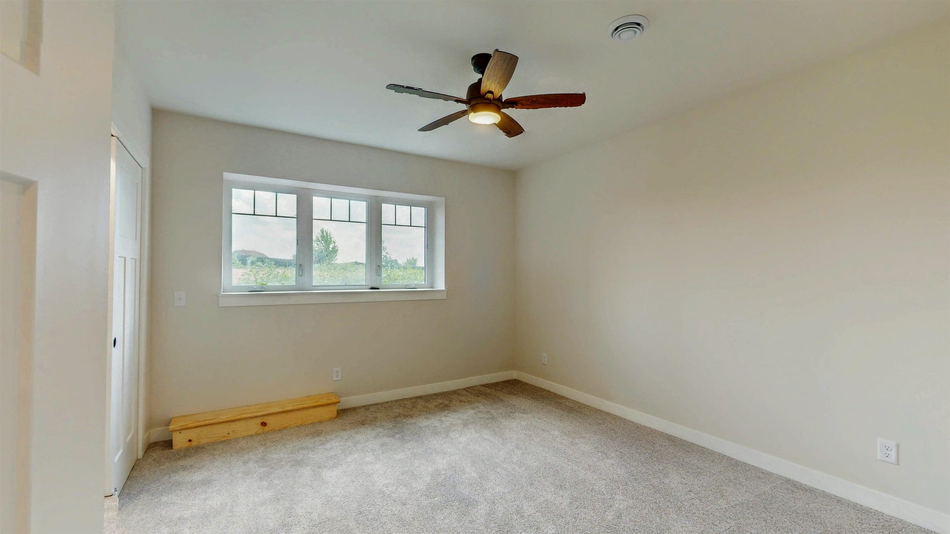 728 E Reinel Street, Jefferson, WI 53549-2085