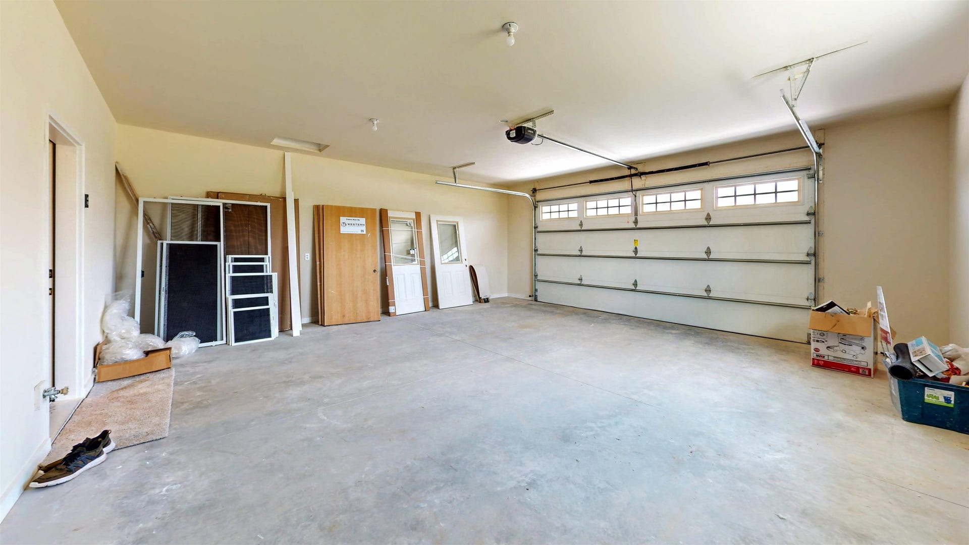 728 E Reinel Street, Jefferson, WI 53549-2085