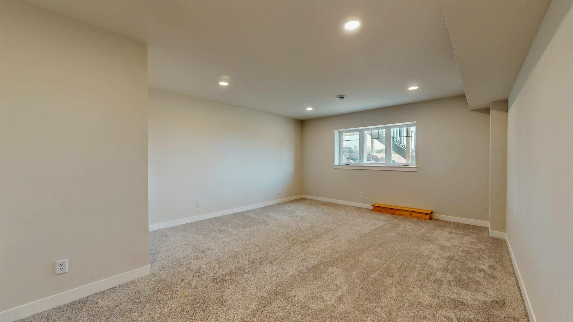 730 E Reinel Street, Jefferson, WI 53549-2085