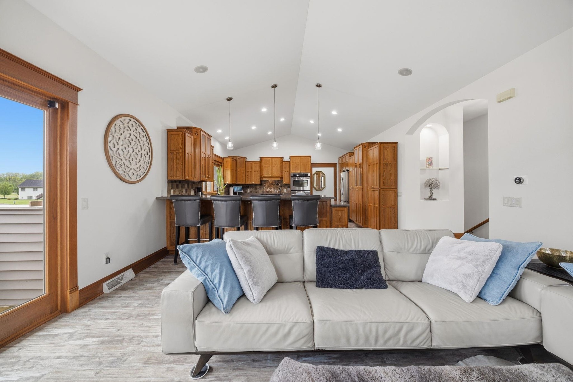 323 Wileman Drive, Edgerton, WI 53534