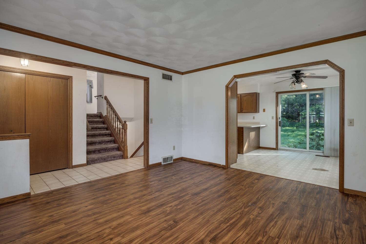2517 Crest Line Drive, Madison, WI 53704