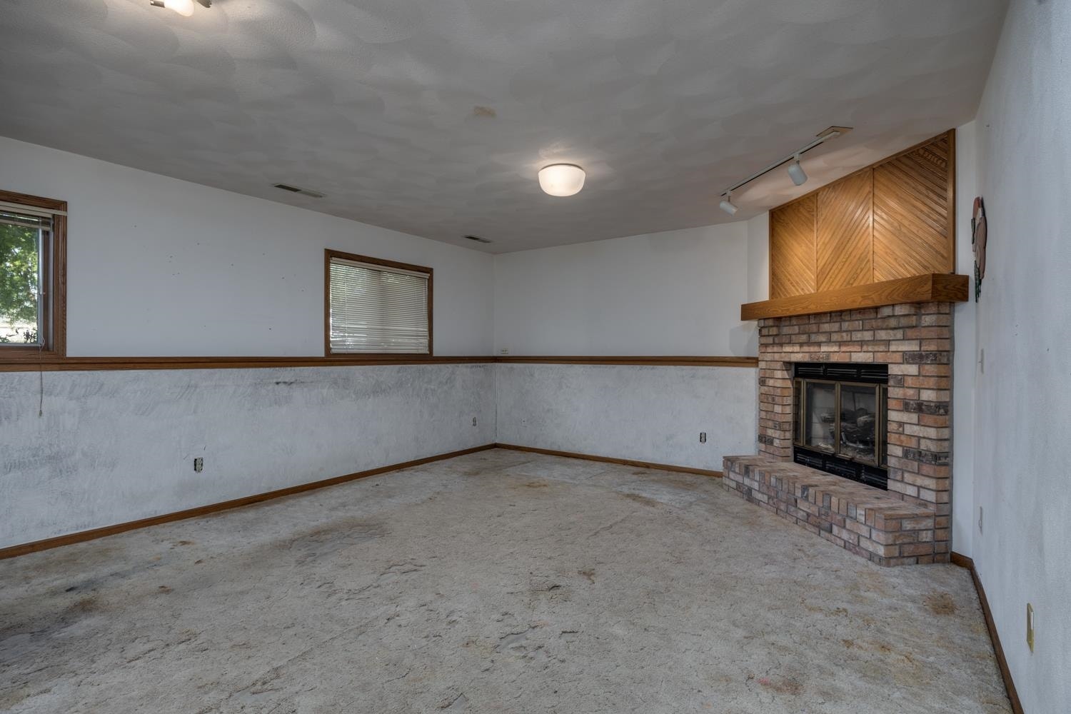 2517 Crest Line Drive, Madison, WI 53704
