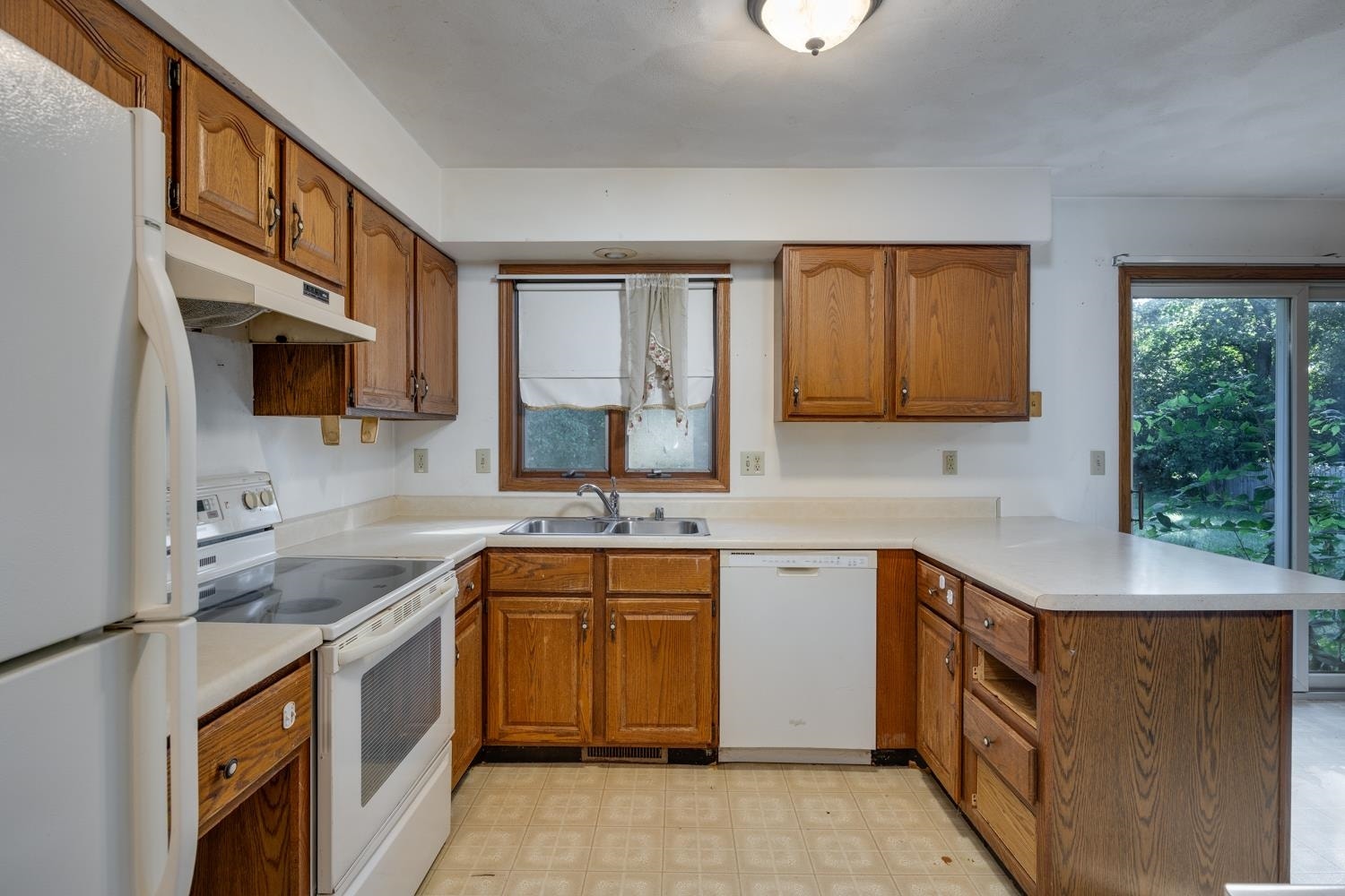 2517 Crest Line Drive, Madison, WI 53704