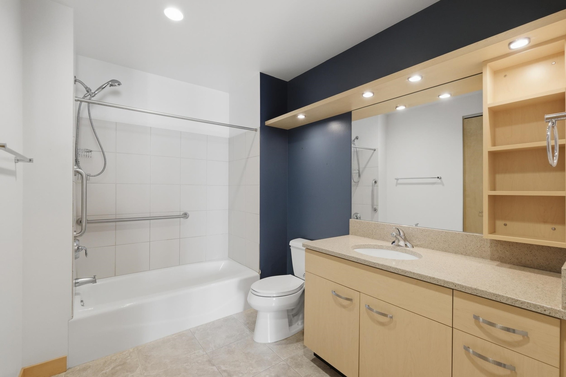 309 W Washington Avenue, #412, Madison, WI 53703