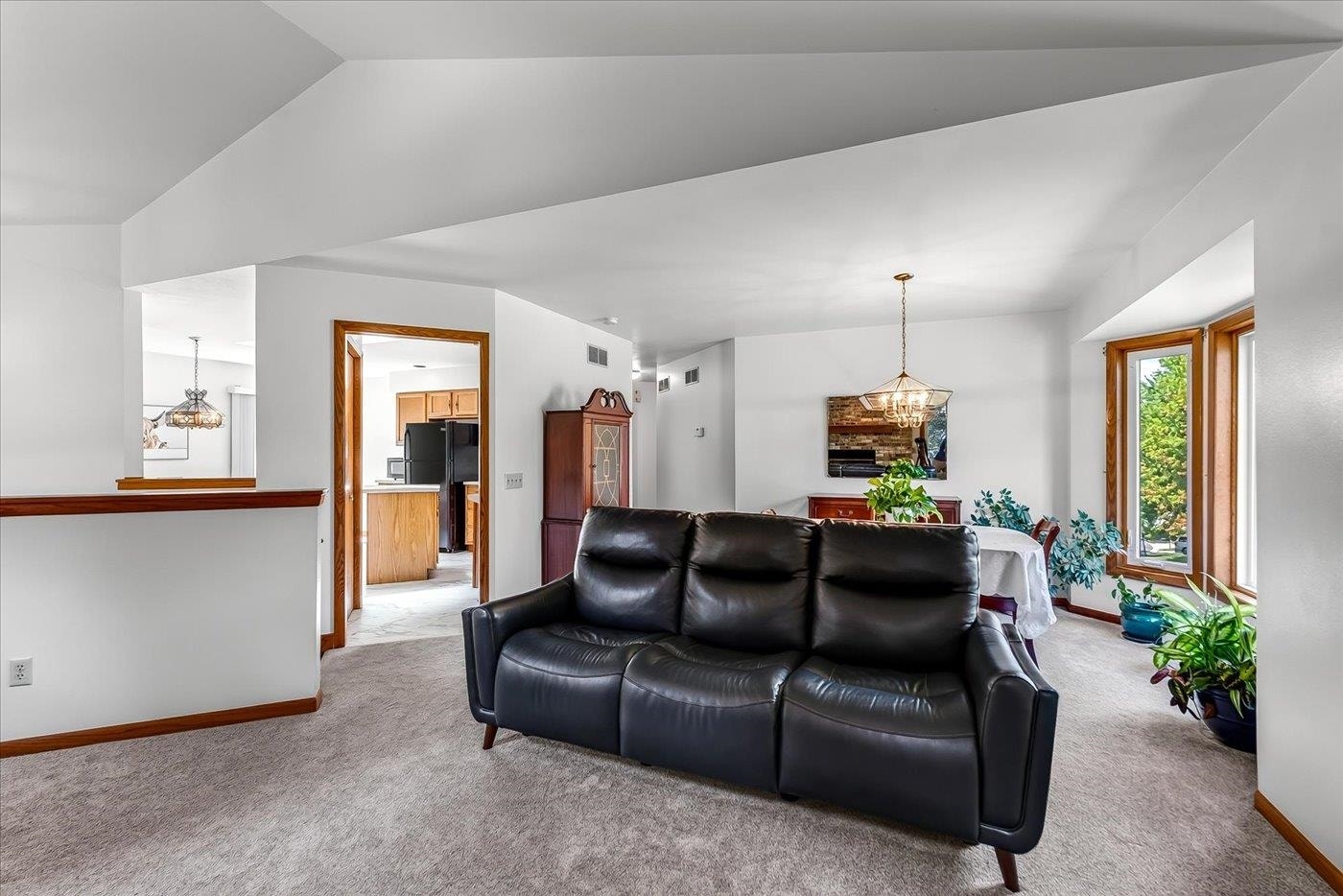 10 Maple View Court, Madison, WI 53719
