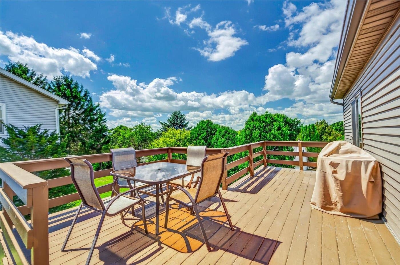 10 Maple View Court, Madison, WI 53719