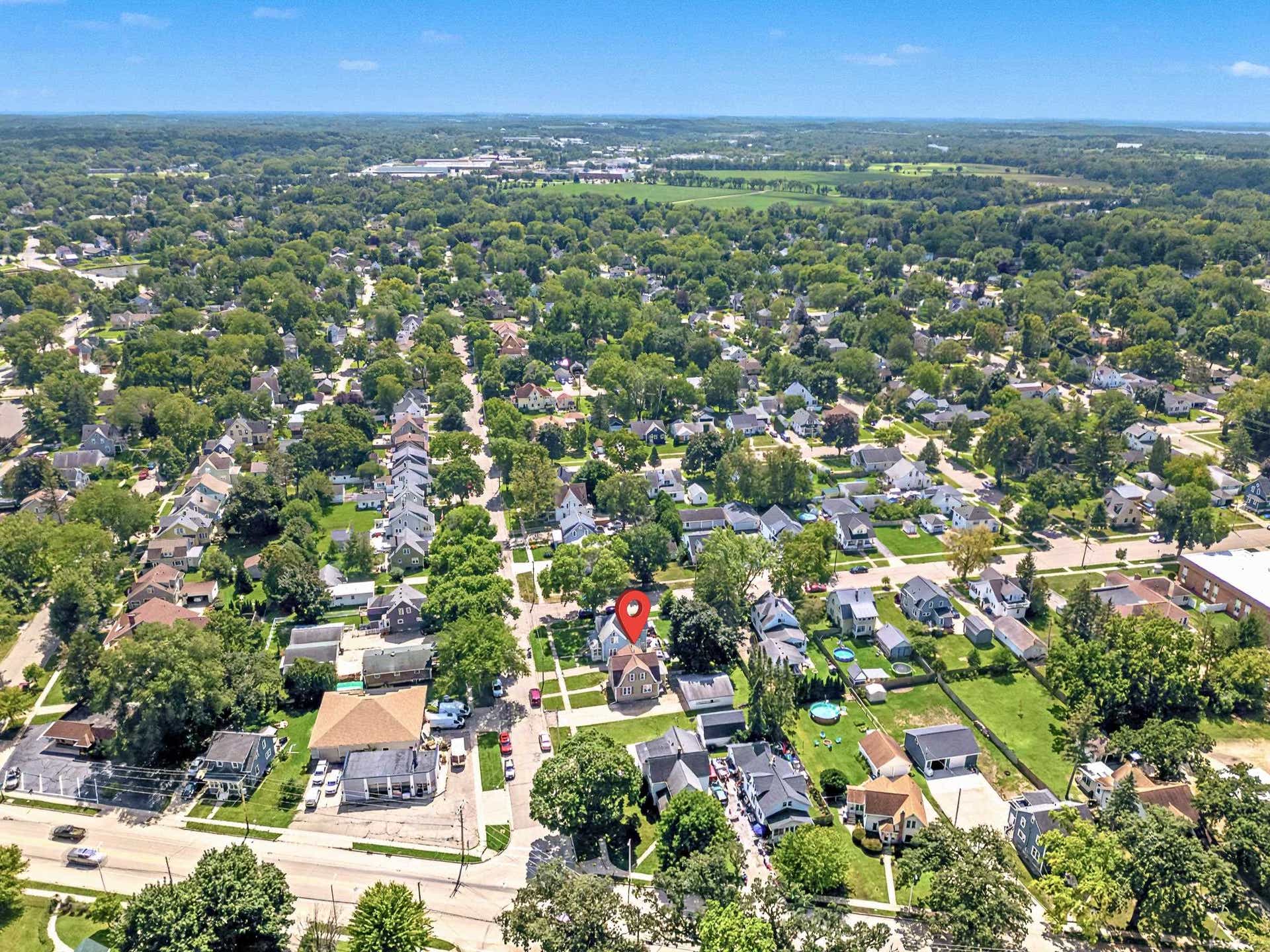405 Jackson Street, Fort Atkinson, WI 53538-2752