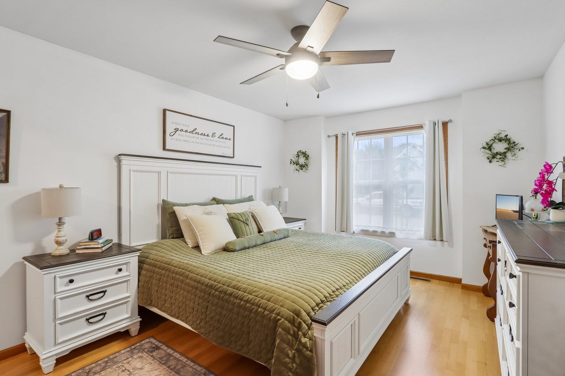 3056 Edmonton Drive, #3056, Sun Prairie, WI 53590