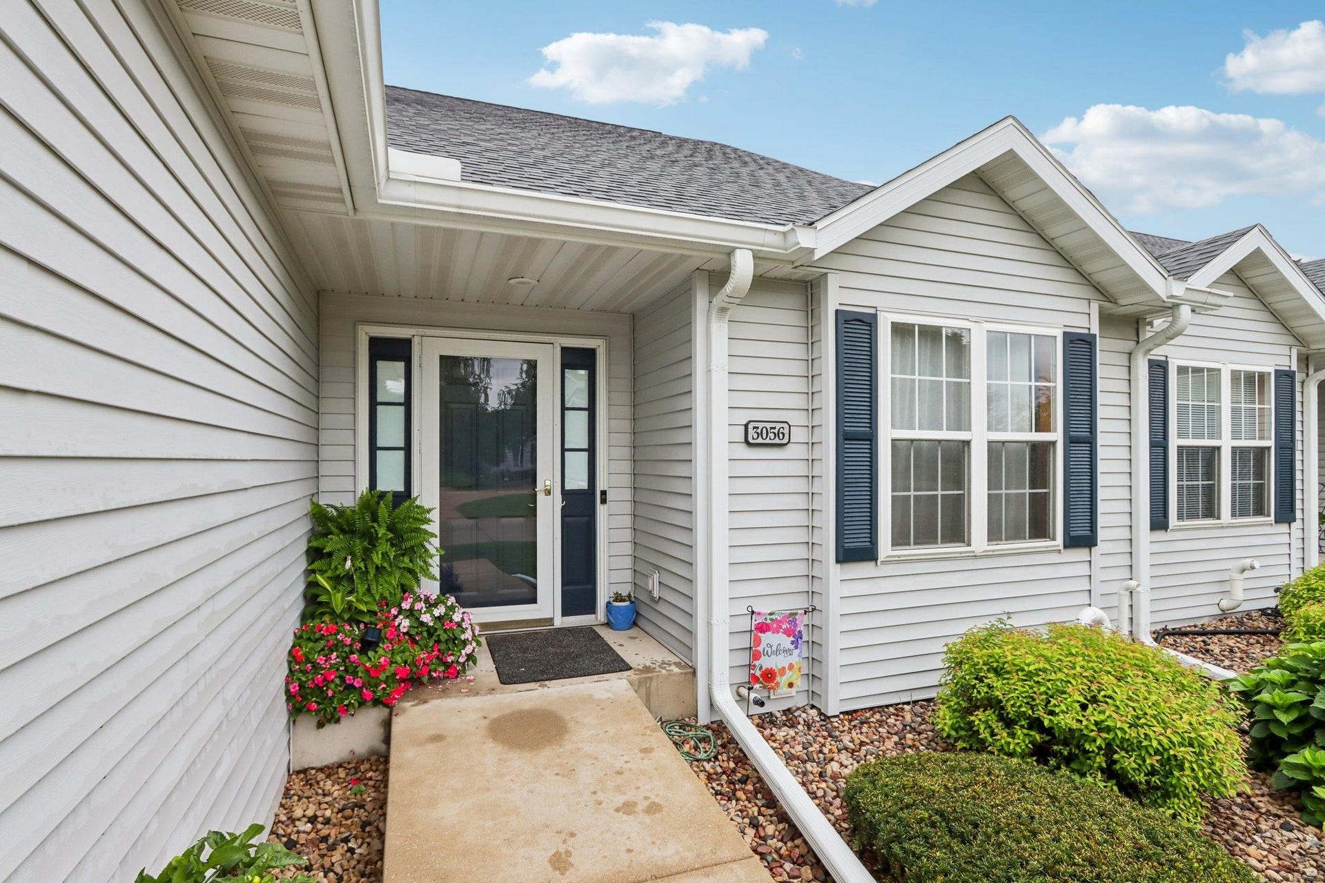 3056 Edmonton Drive, #3056, Sun Prairie, WI 53590