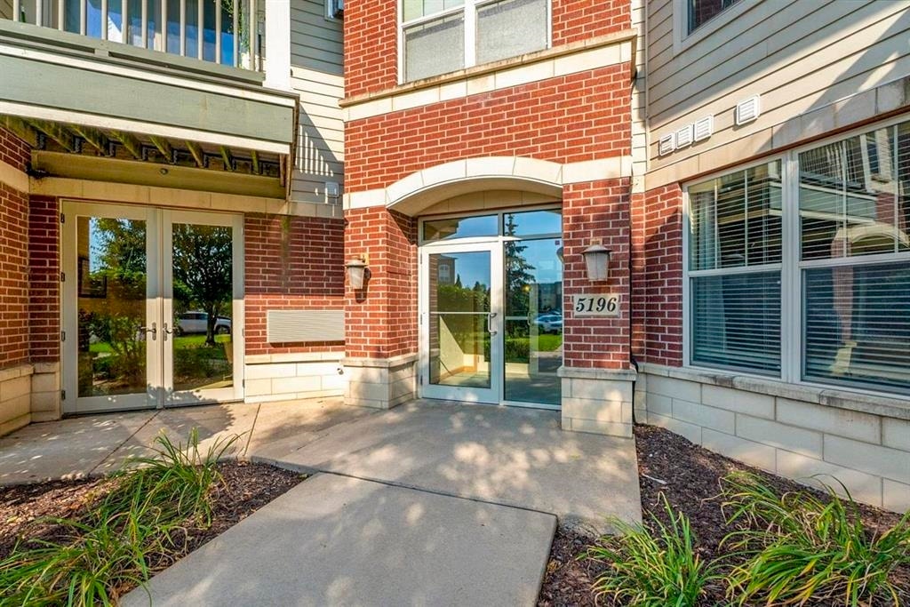 5196 Sassafras Drive, #209, Fitchburg, WI 53711