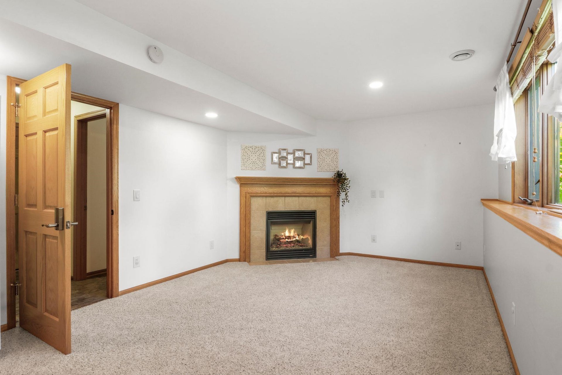 2338 Quartz Lane, Madison, WI 53719