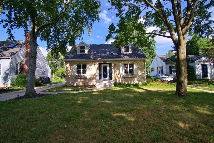 Property photo for 238 Kensington Drive, Maple Bluff, WI