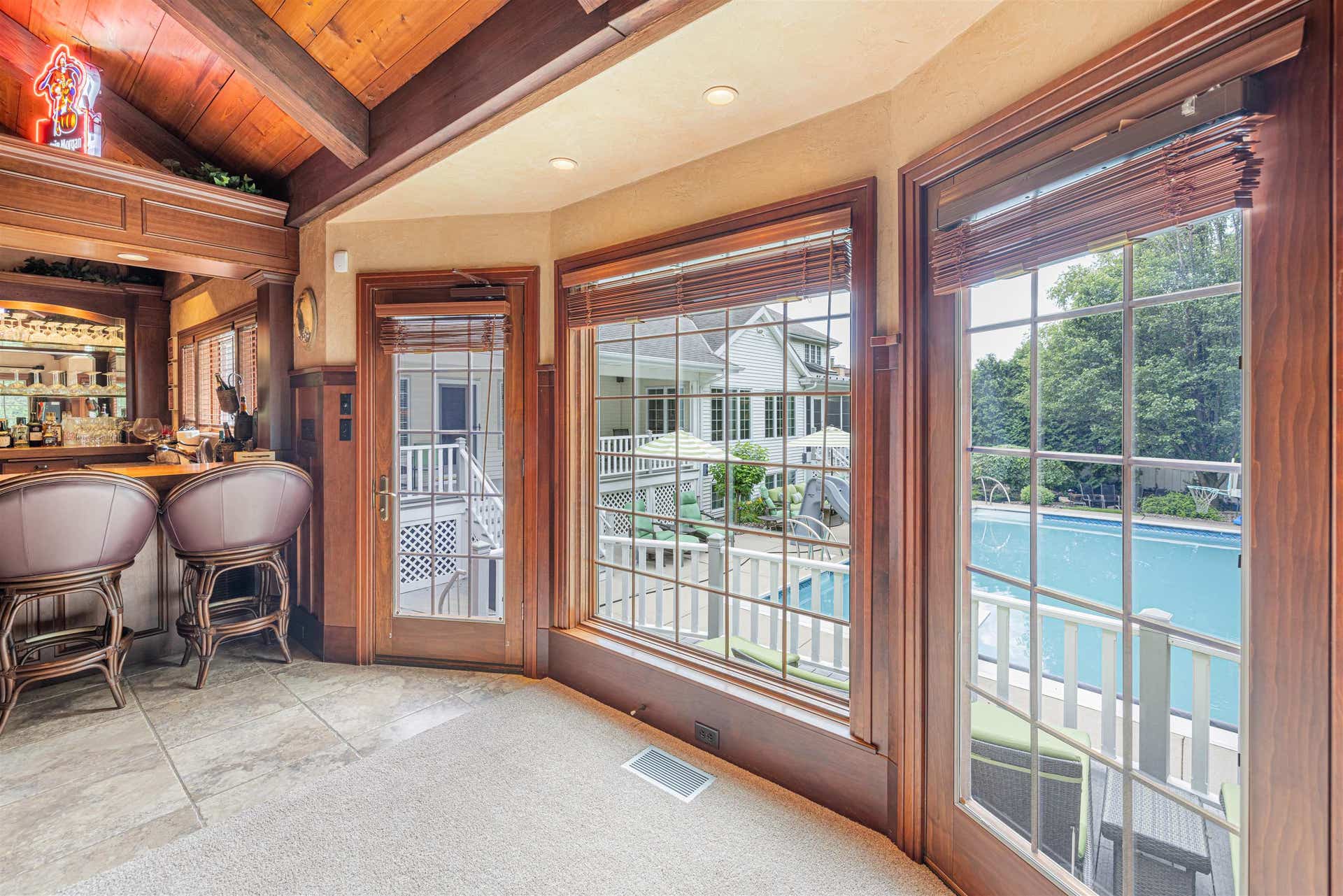 903 Thornecrest Drive, Janesville, WI 53546