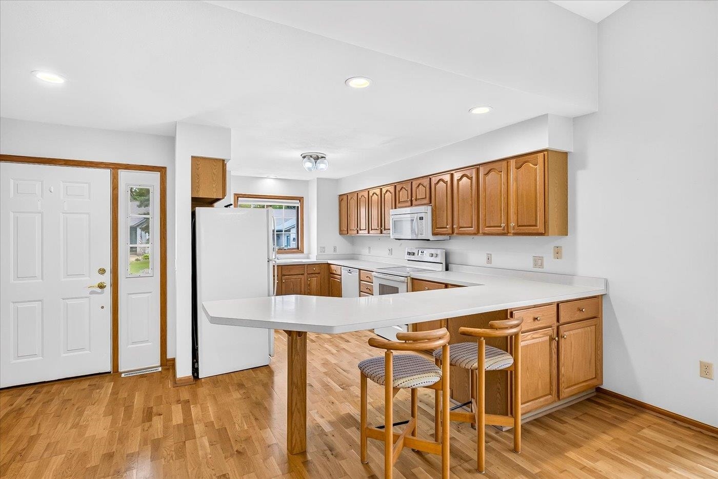 6 Village Homes Drive, Waunakee, WI 53597