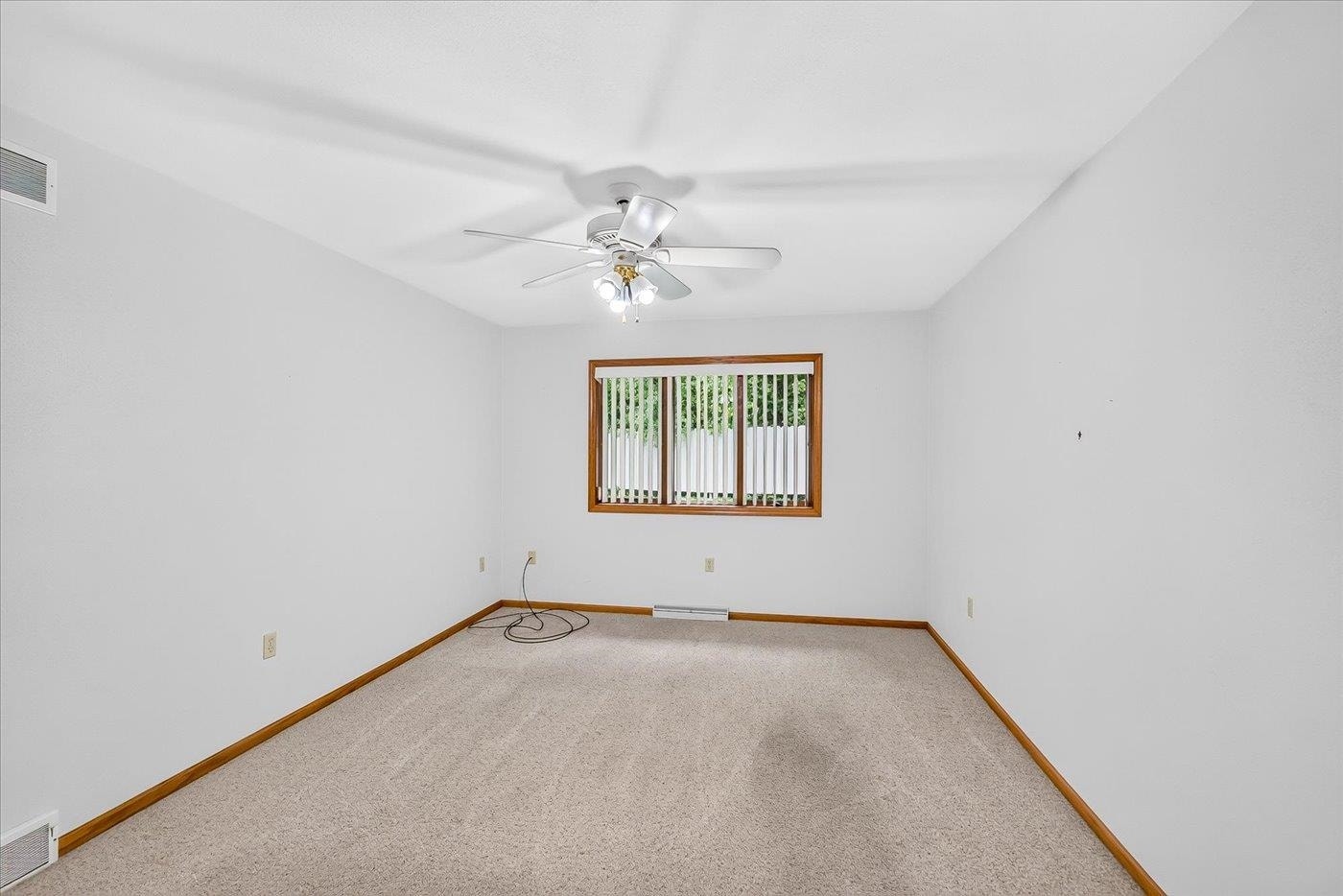 6 Village Homes Drive, Waunakee, WI 53597