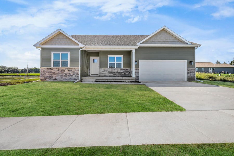 Property photo for 327 Wild Rose Way, Stoughton, WI