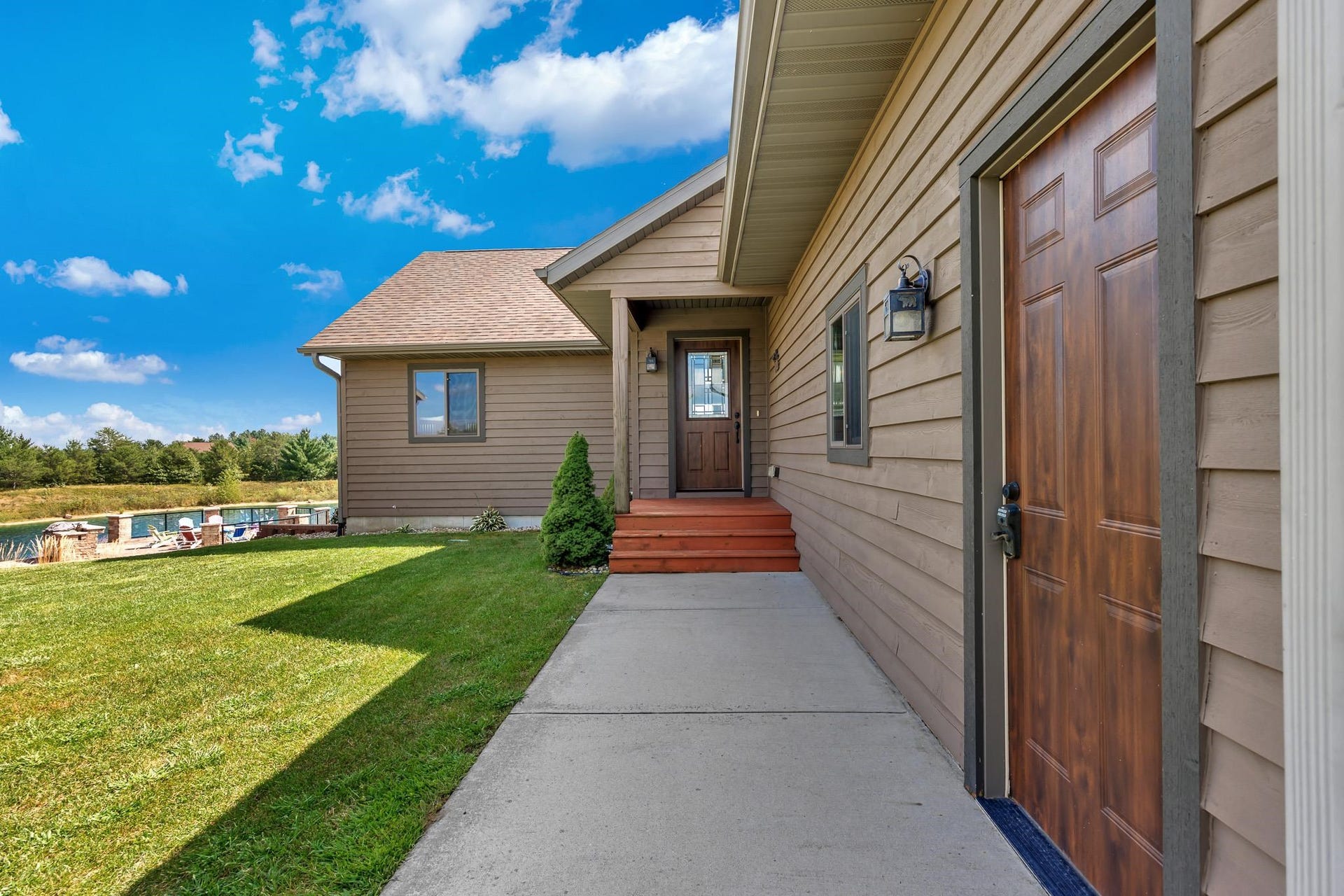 N8474 White Sand Court, Germantown, WI 53950