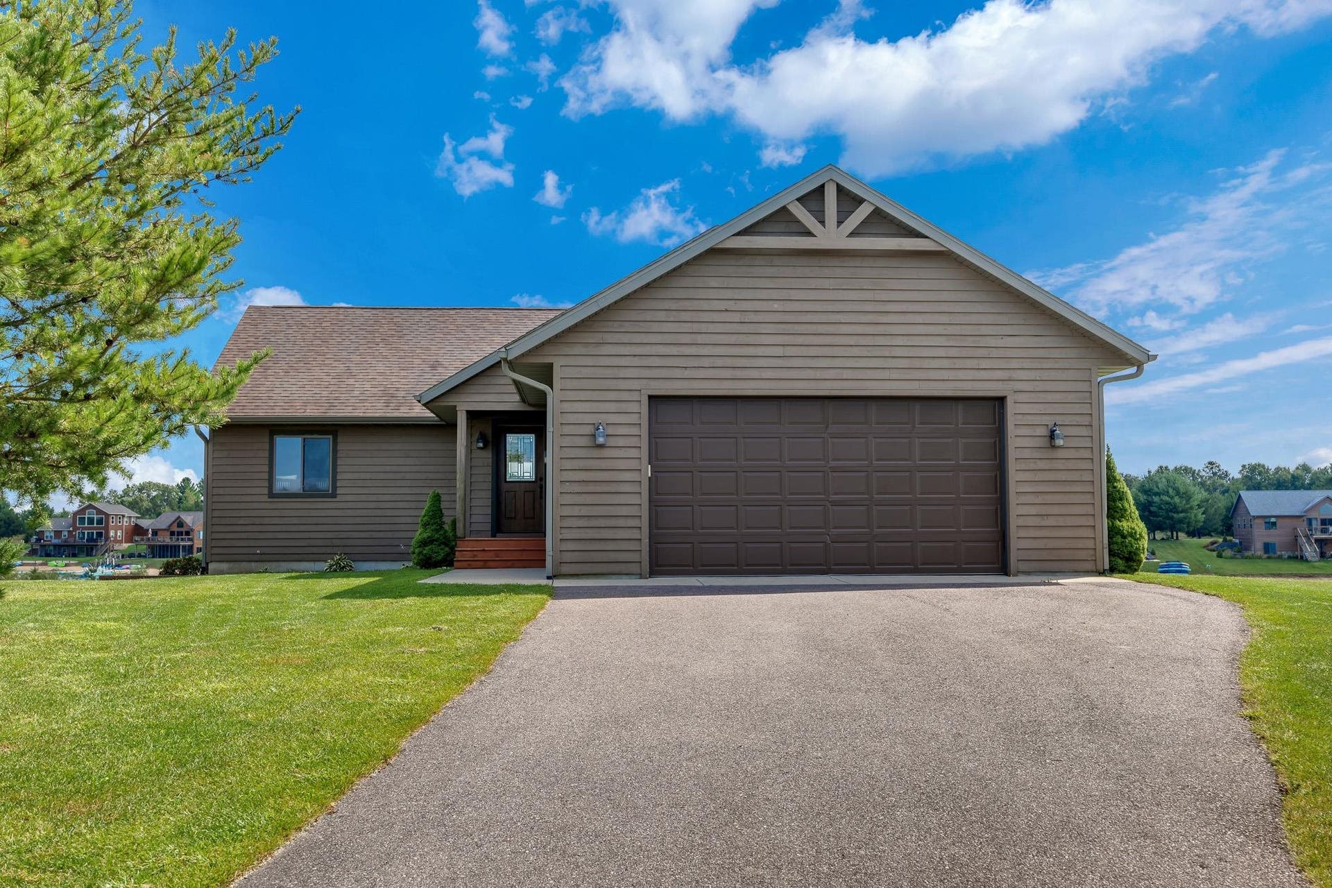 N8474 White Sand Court, Germantown, WI 53950