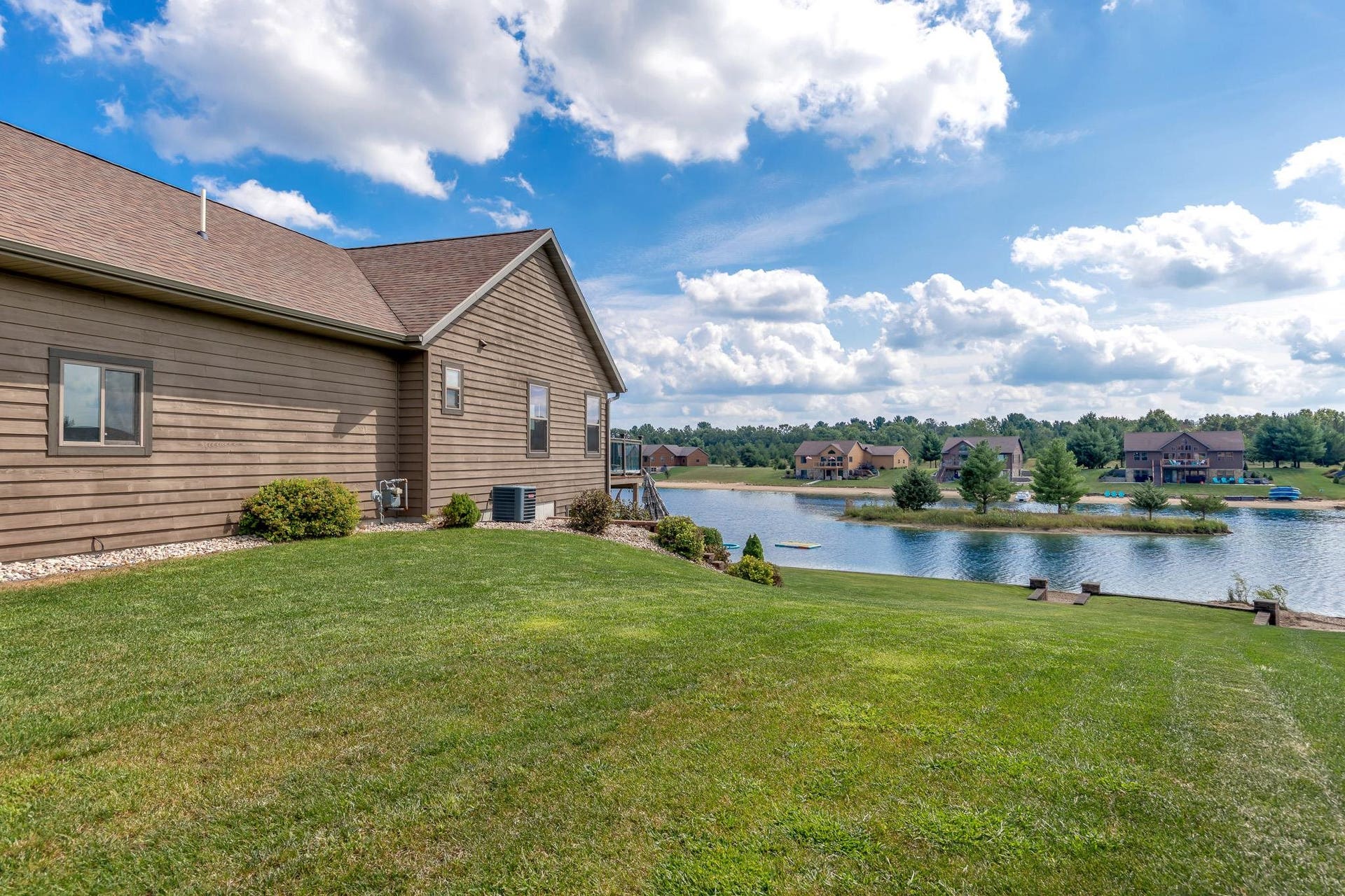 N8474 White Sand Court, Germantown, WI 53950