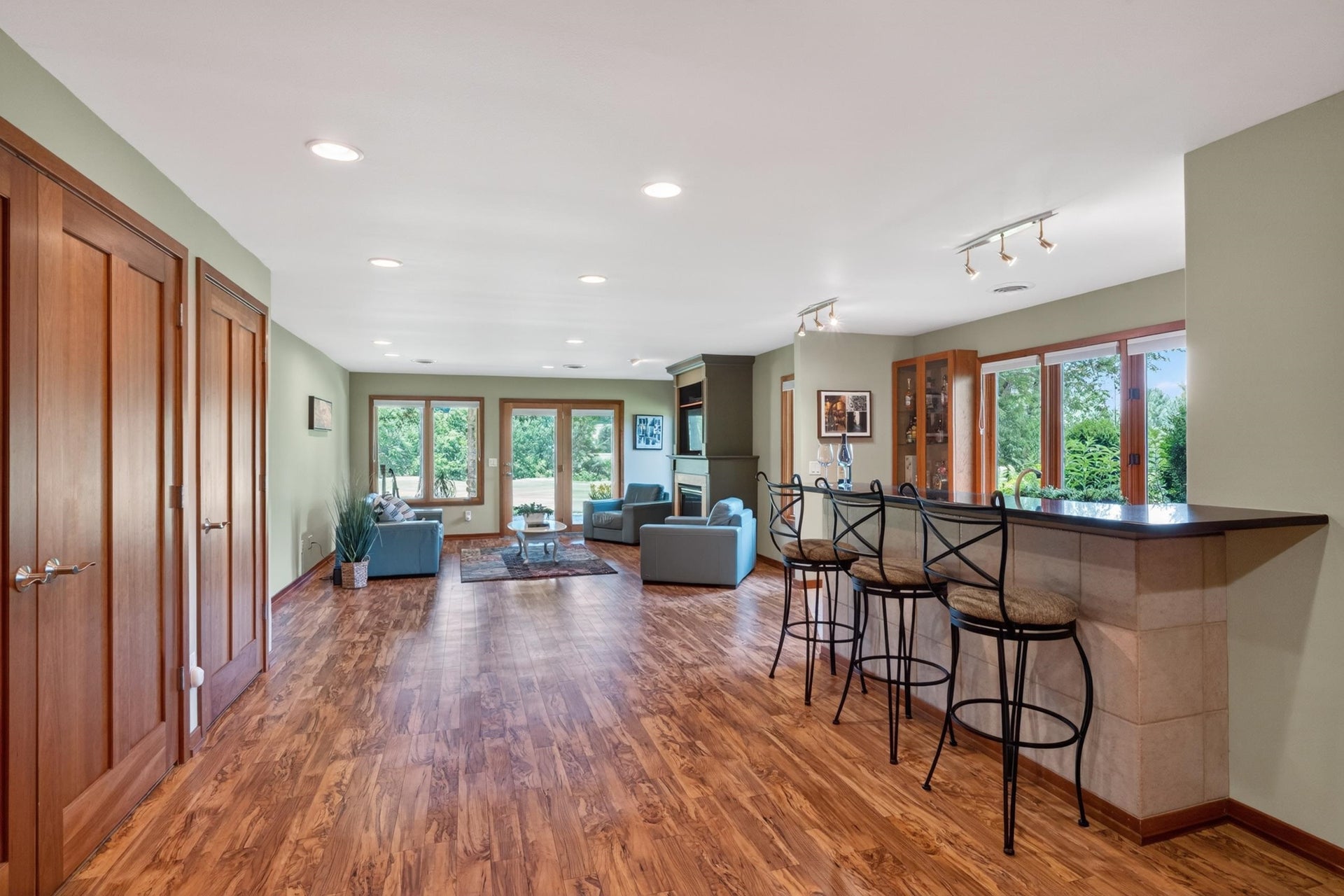 106 Aspen Glen Drive, Wyoming, WI 53588
