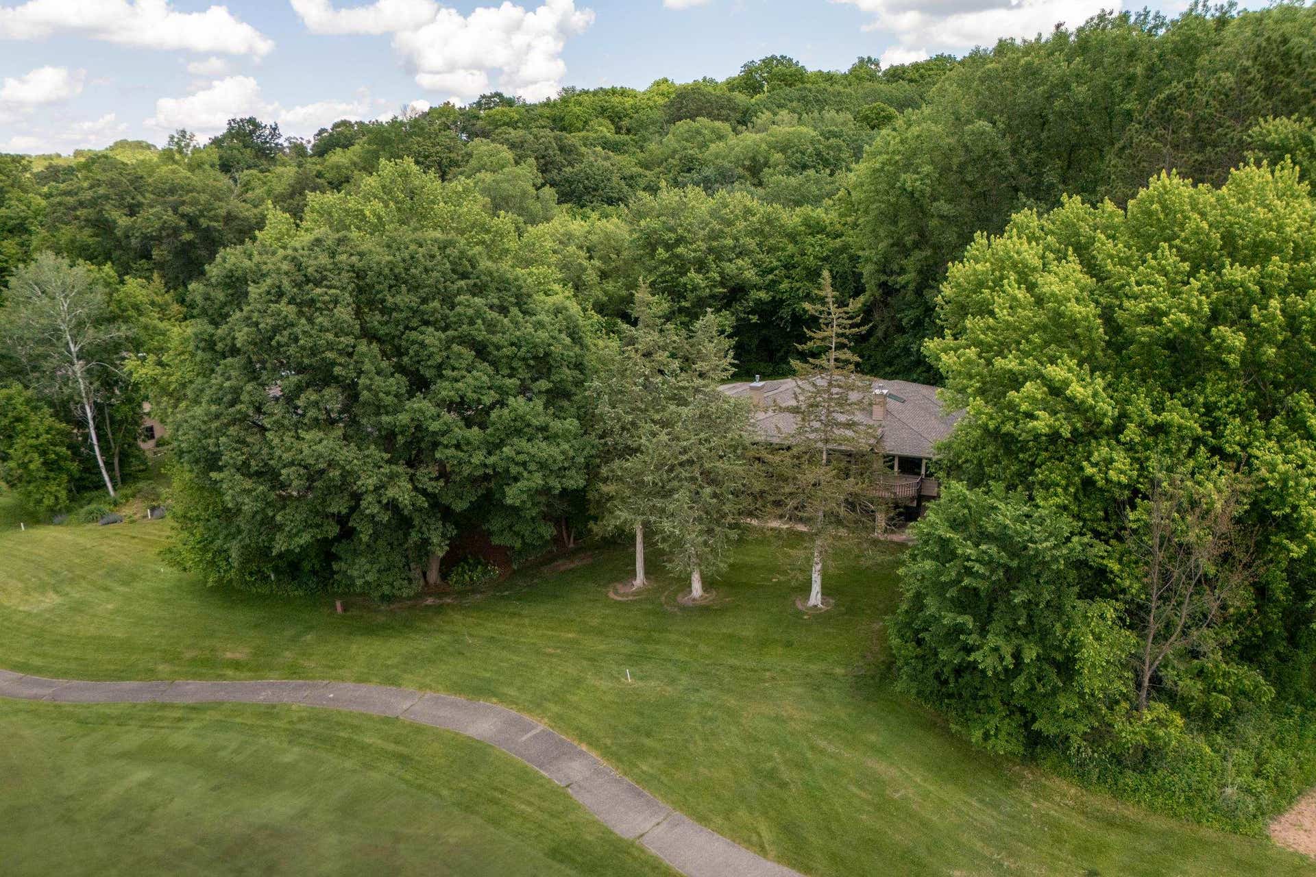 106 Aspen Glen Drive, Wyoming, WI 53588