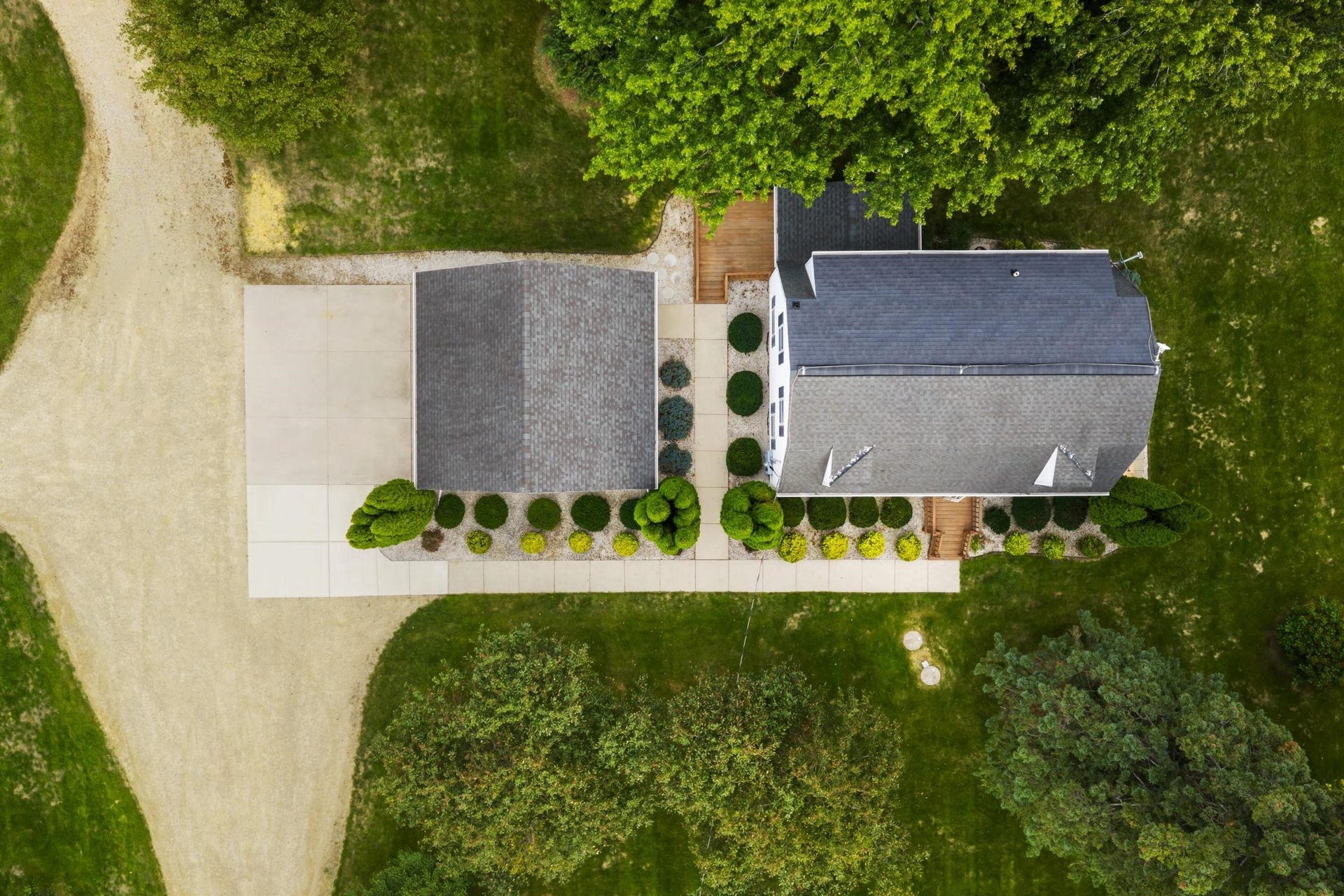 2466 County Highway N, Pleasant Springs, WI 53589