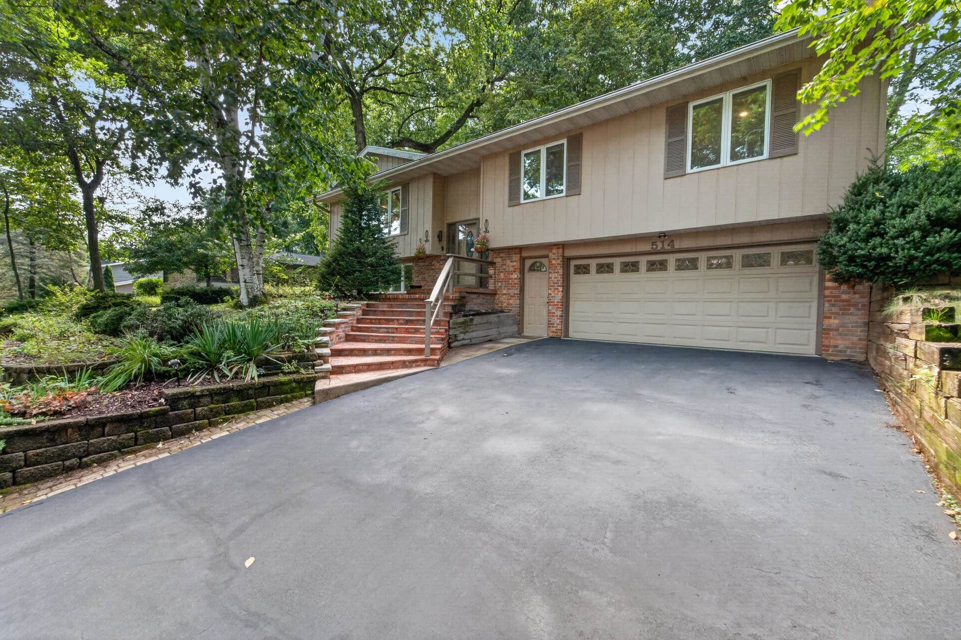 514 Valley Road, Madison, WI 53714