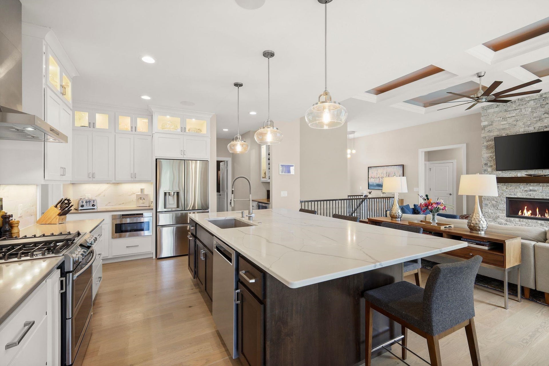 1098 Brynhill Drive, Oregon, WI 53575
