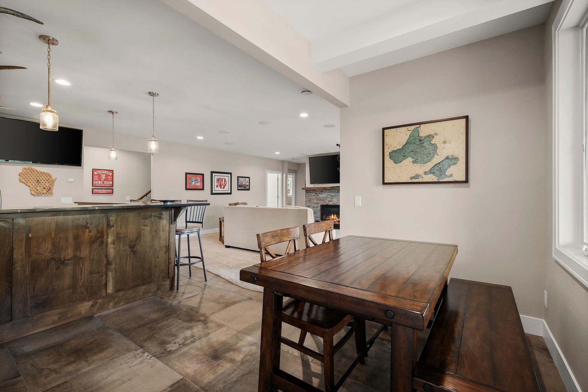 1098 Brynhill Drive, Oregon, WI 53575