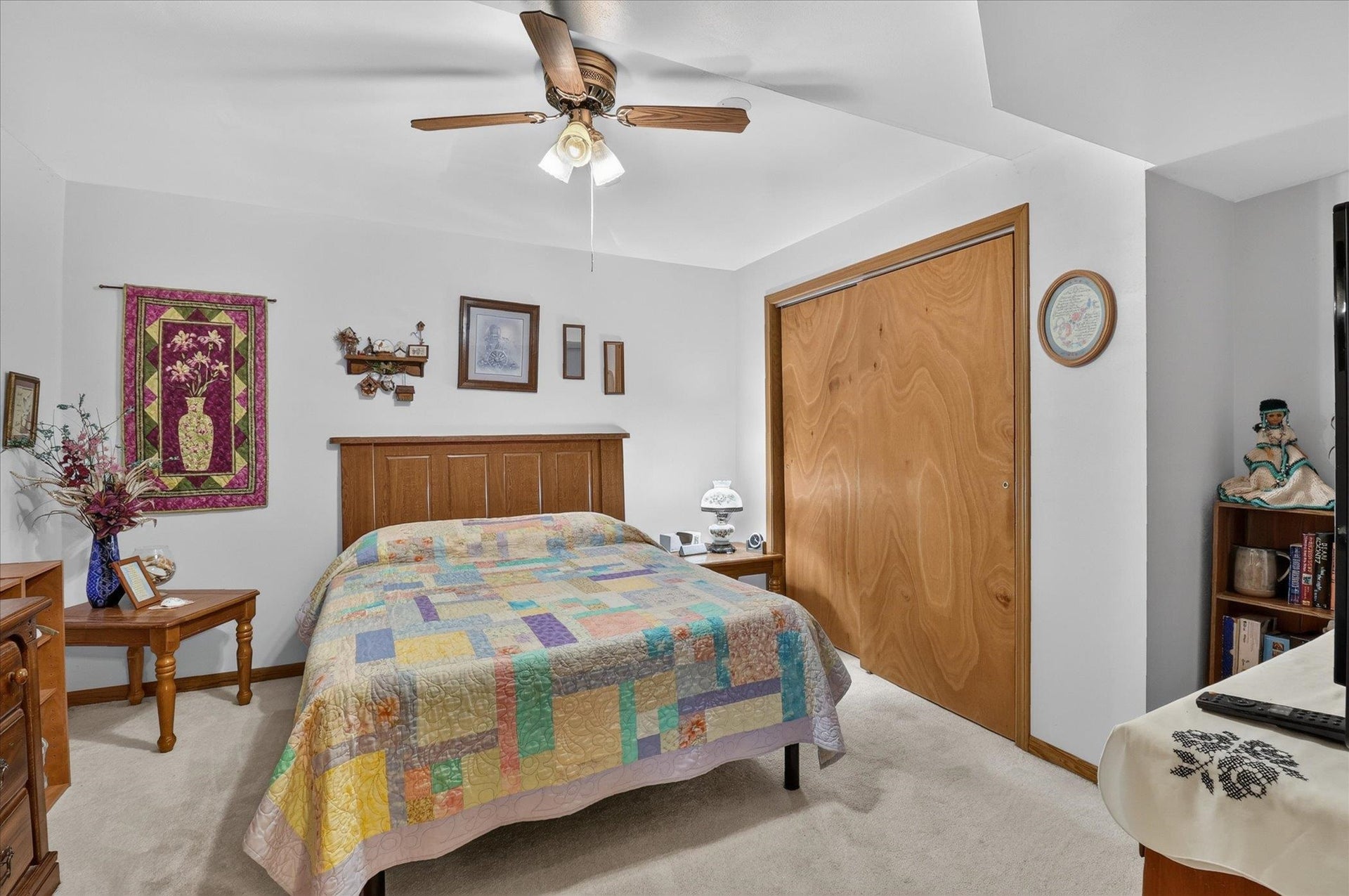 N8018 County Road J, York, WI 53574