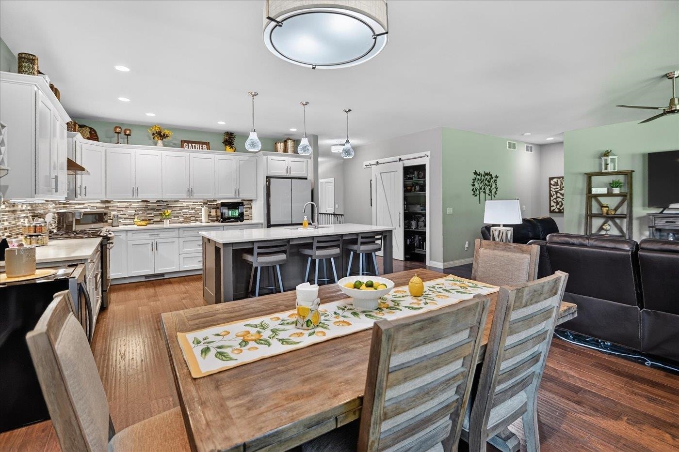 3083 Barrington Hills Court, Fitchburg, WI 53711