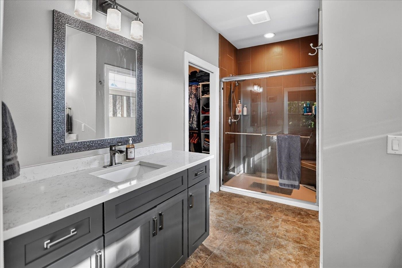 3083 Barrington Hills Court, Fitchburg, WI 53711