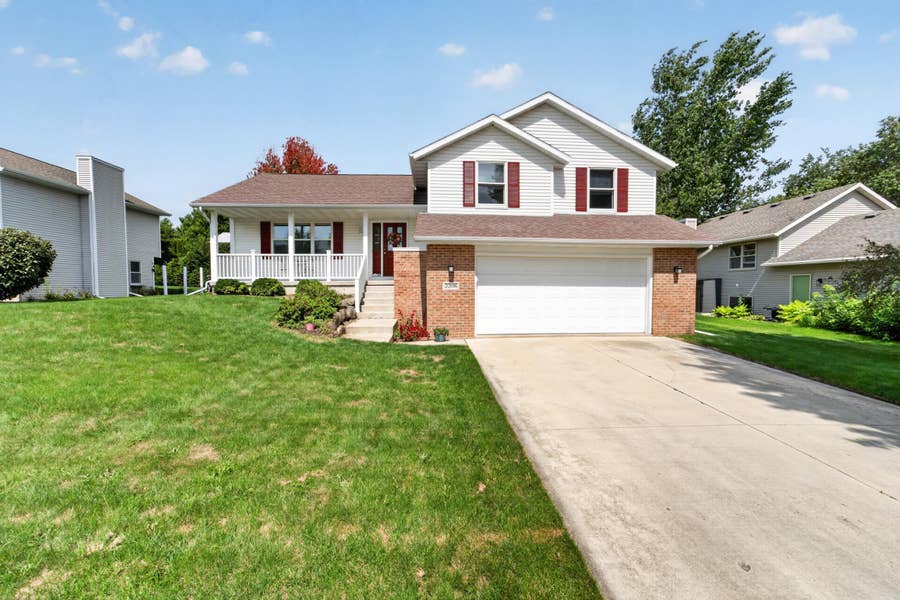 Property photo for 2208 Roby Road, Stoughton, WI