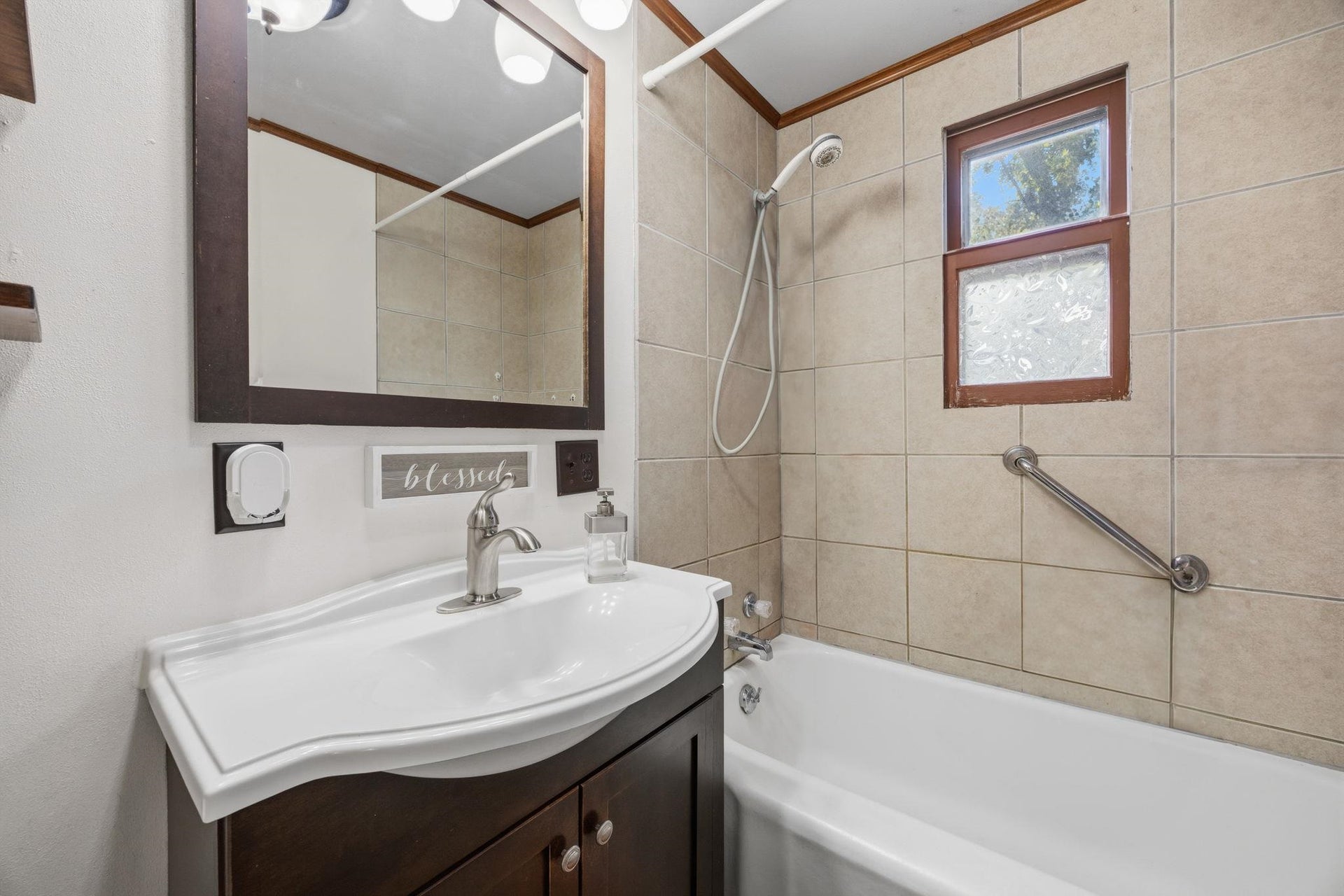 513 N High Street, Fort Atkinson, WI 53538