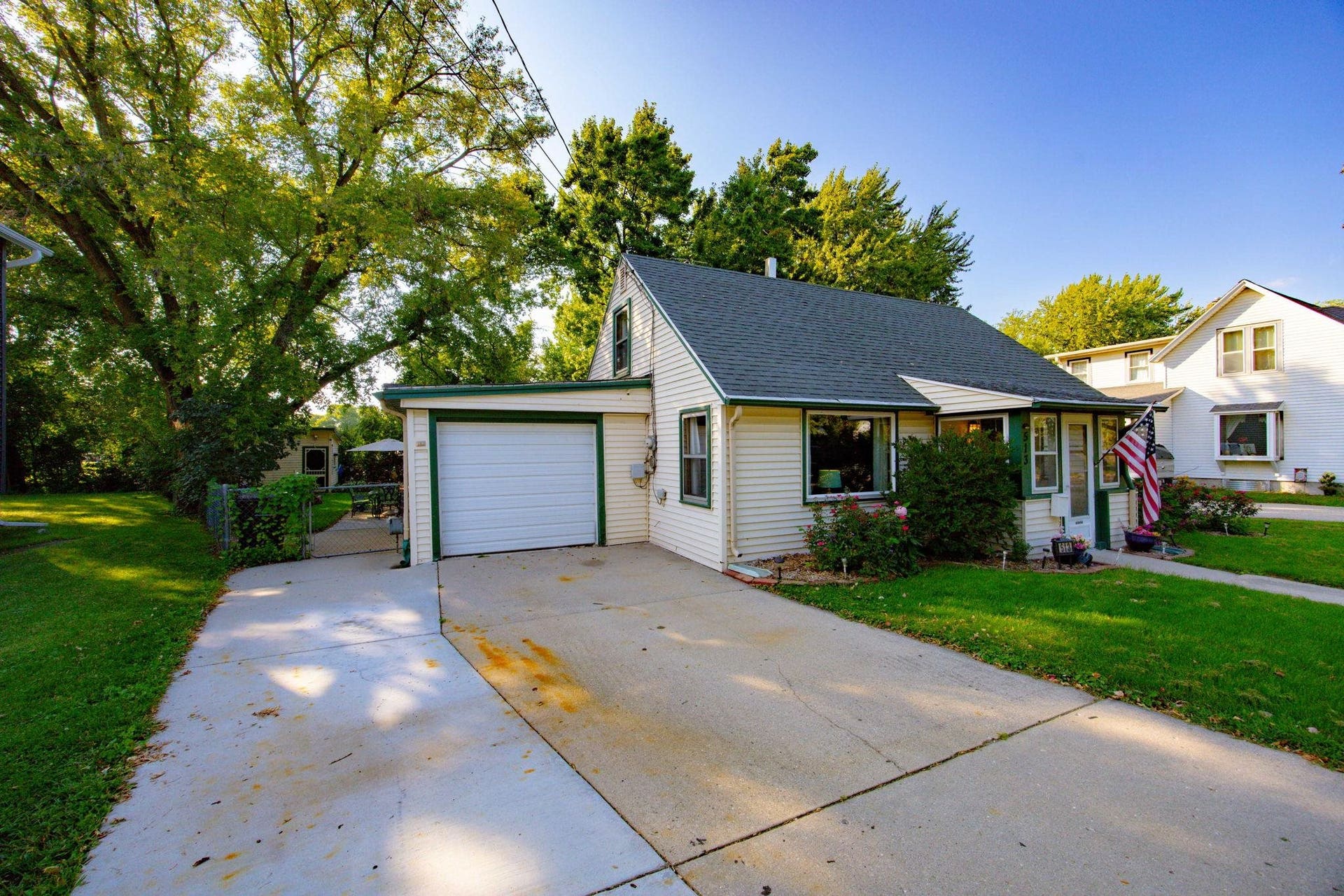 513 N High Street, Fort Atkinson, WI 53538