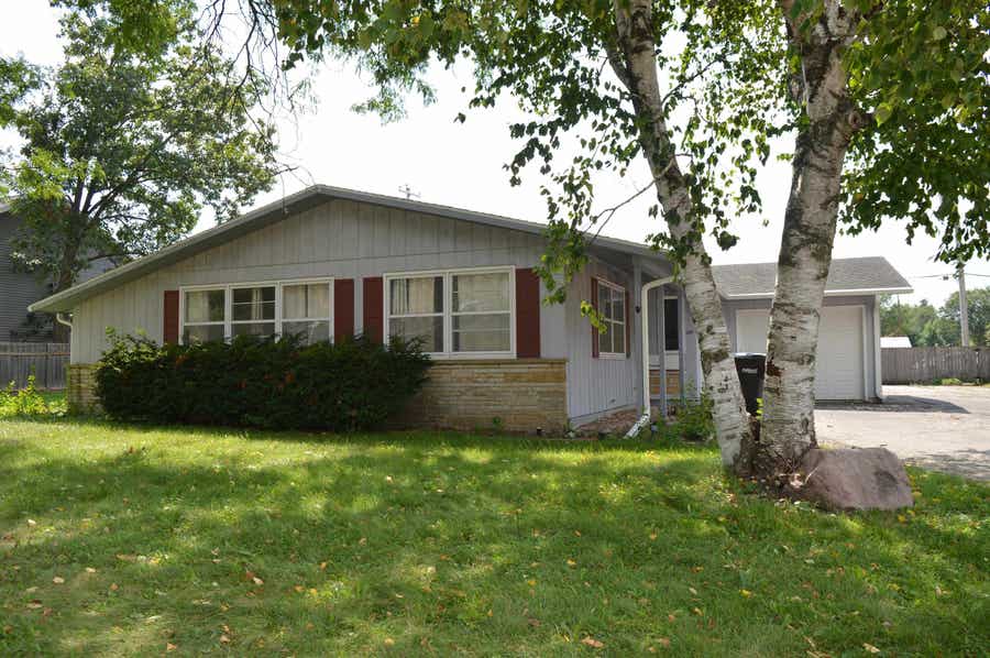 Property photo for 709 Mark Drive, Verona, WI