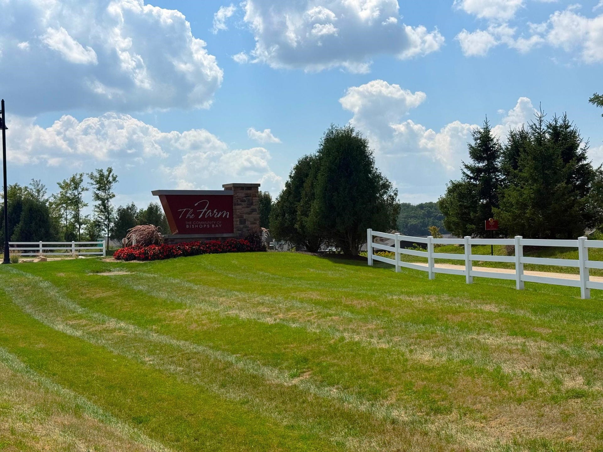 5831 Eagle Prairie Court, Westport, WI 53597