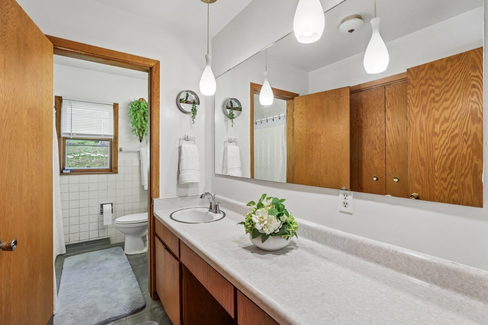 5030 S Valley Road, Berry, WI 53515