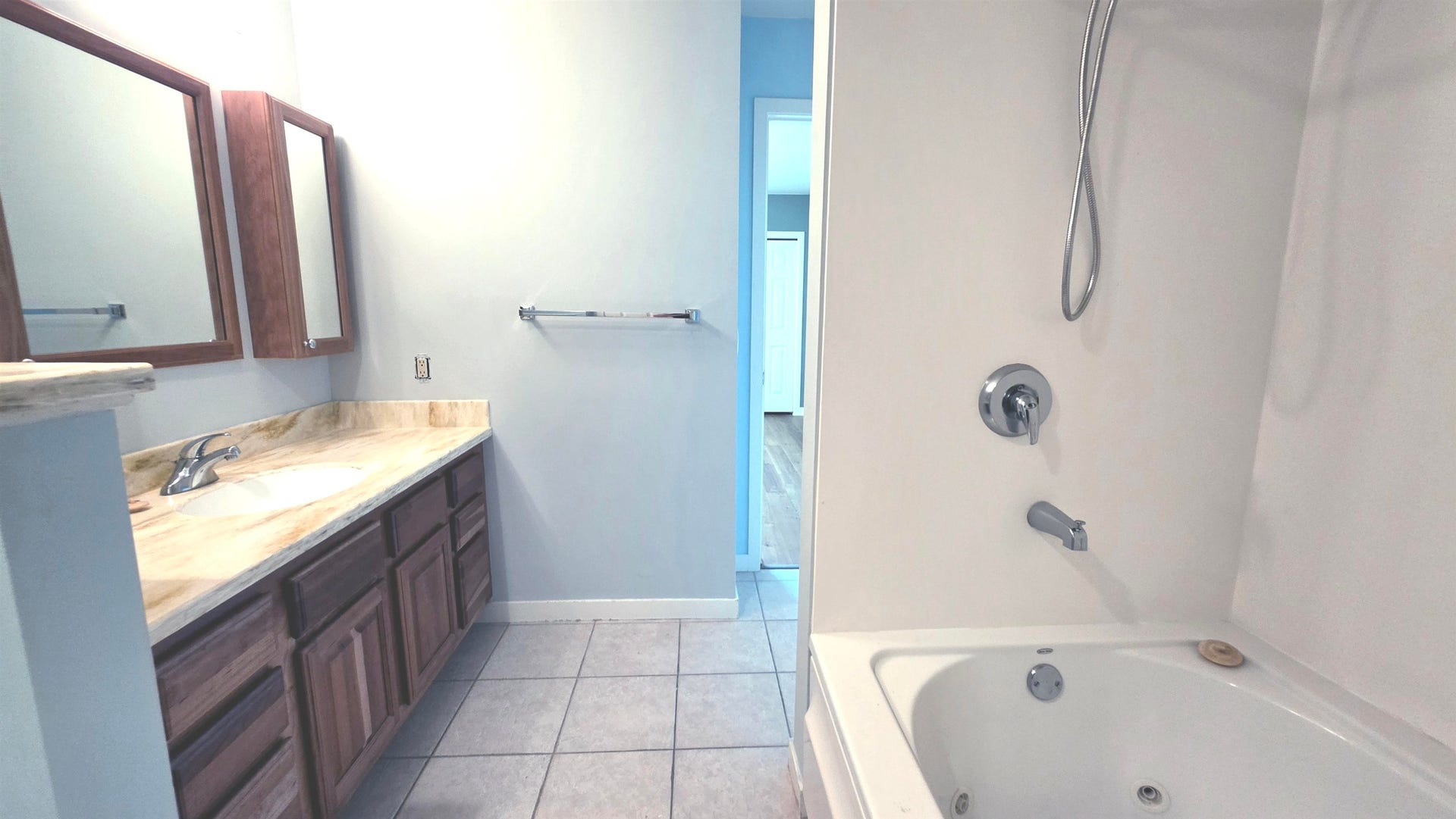 360 W Washington Avenue, #215, Madison, WI 53703