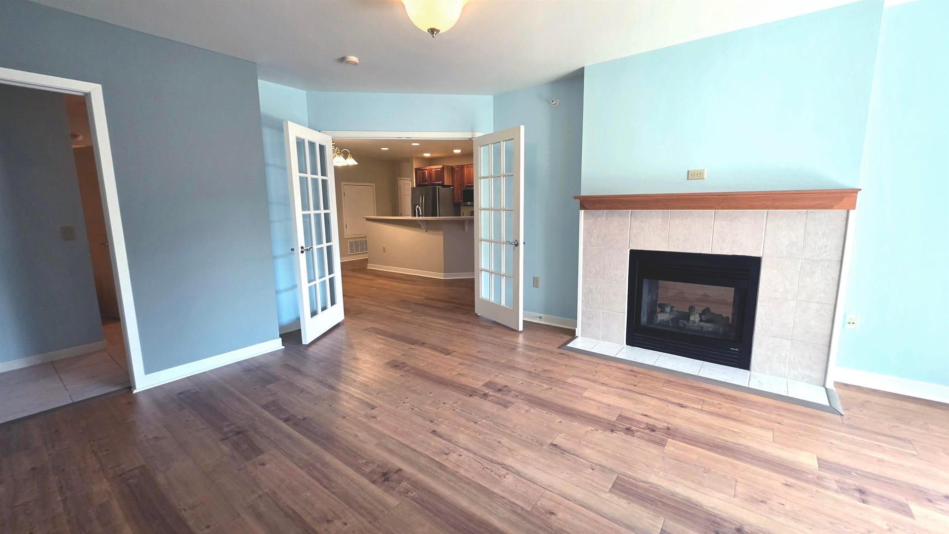 360 W Washington Avenue, #215, Madison, WI 53703