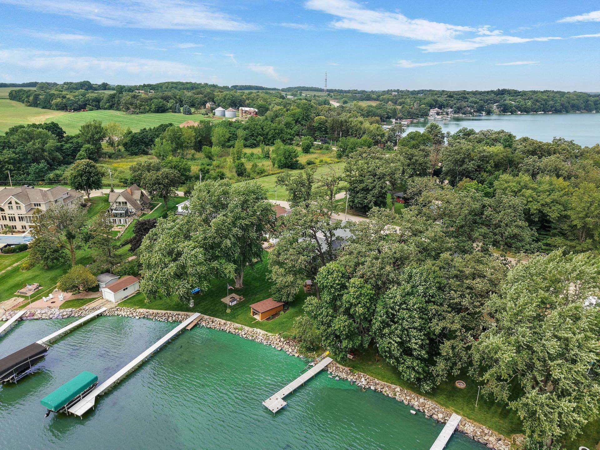 2148 Colladay Point Drive, Dunn, WI 53589