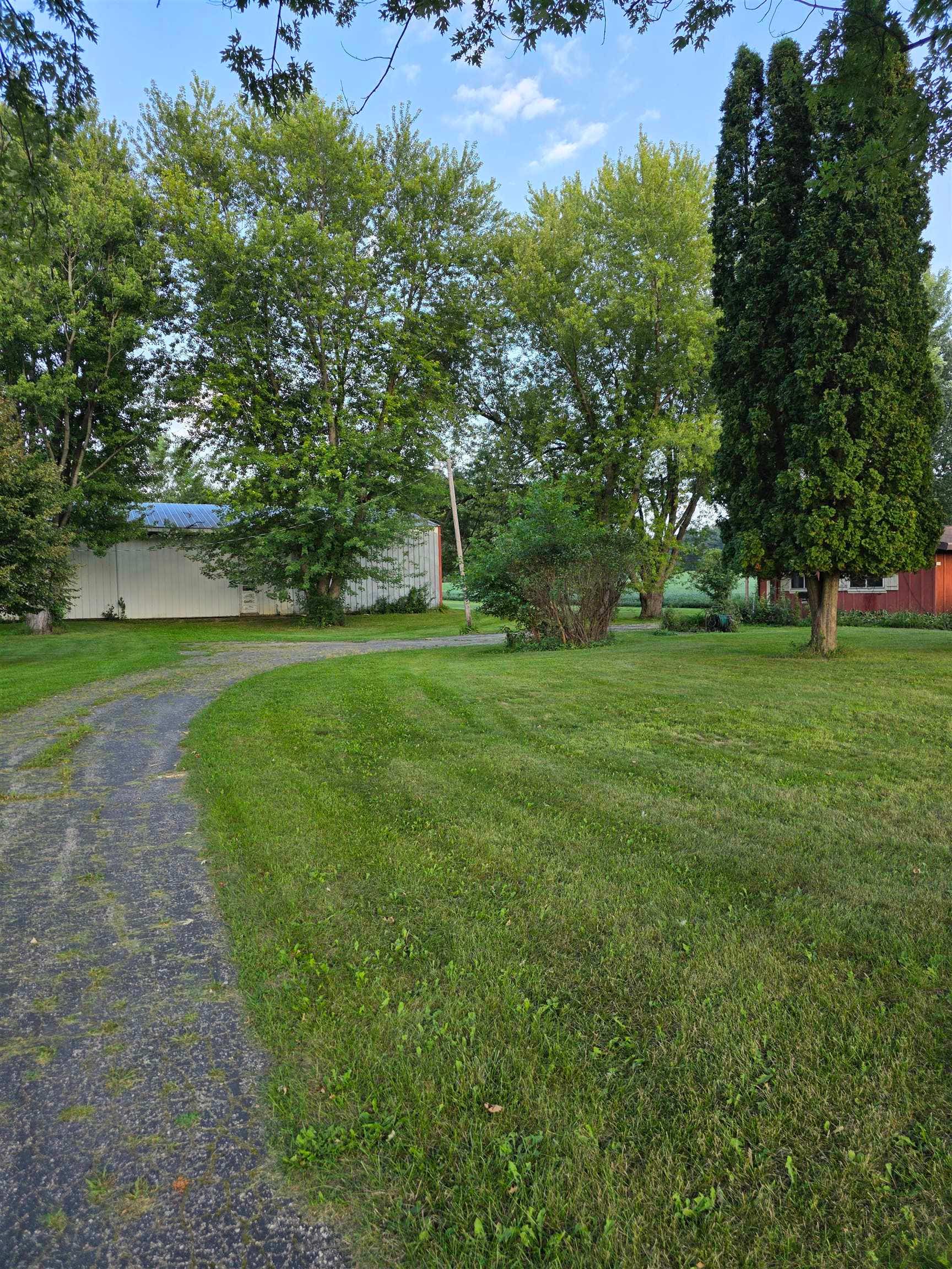 316 Hillside Road, Edgerton, WI 53534