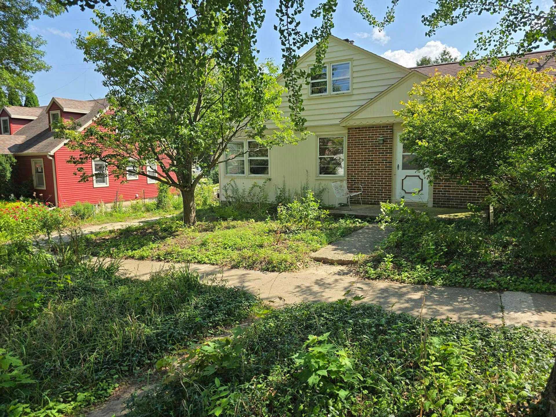 3907 Winnemac Avenue, Madison, WI 53711-1640