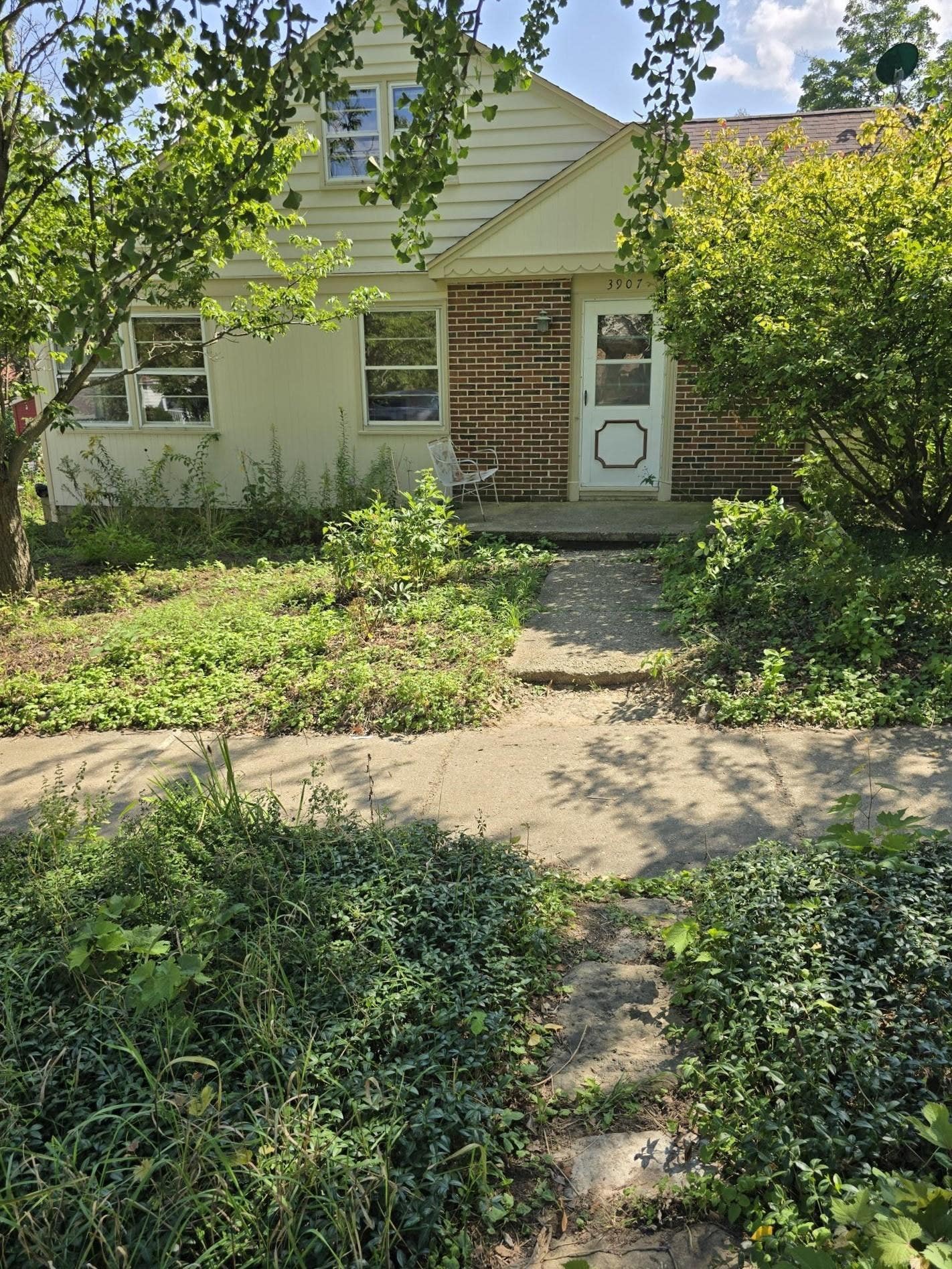 3907 Winnemac Avenue, Madison, WI 53711-1640