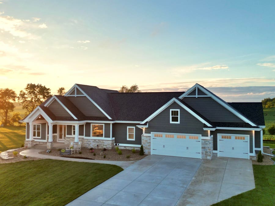 Property photo for 3306 Colton Way, Windsor, WI
